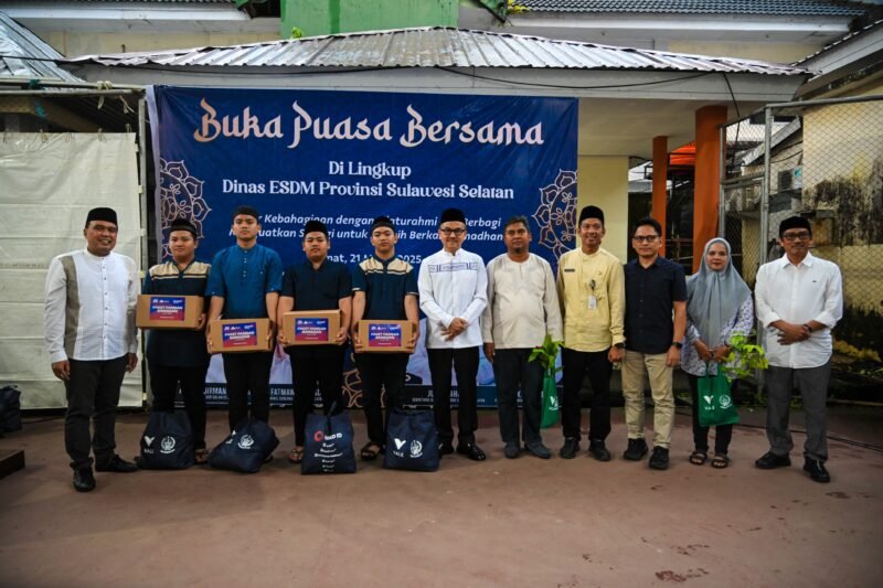 Sekda Jufri Rahman Gelar Buka Puasa Bersama Jajaran Pegawai dan Mitra Dinas ESDM Sulsel, Pererat Silaturahmi di Bulan Ramadan