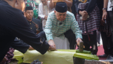1 Agustus 2025 , Wakil Gubernur Sulawesi Barat, Salim S Mengga, secara resmi membuka Festival Keris   dan Badik